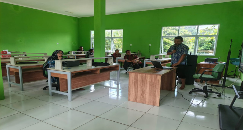 KABARI: Penulisan Prompt AI Bagi Pendidik