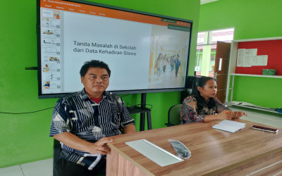Hendra Apriadi Wijaya,S.Pd.I 